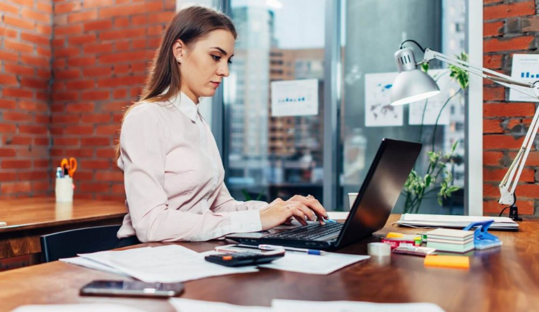 Seldon-Rosser-How-To-Choose-Right-BDM-Roles-For-Senior-Manager